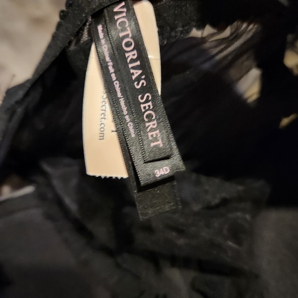 Victoria's Secret NWT Push Up Lingerie - Picture 3 of 6